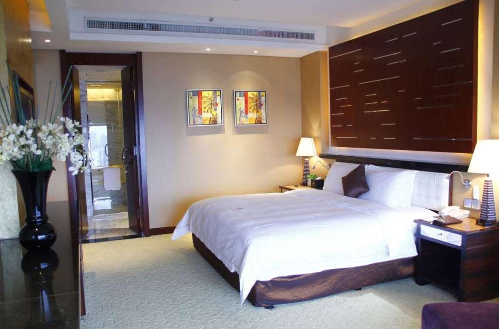 Grand Oriental Hotel Dongguan  Oda fotoğraf