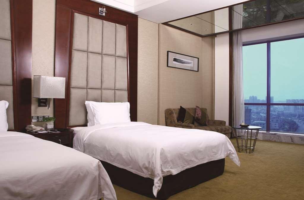 Grand Oriental Hotel Dongguan  Oda fotoğraf